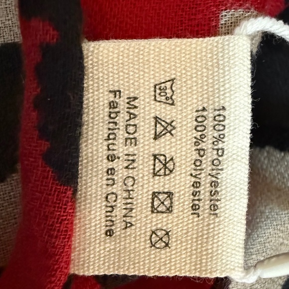 Chic Leopard Print Patchwork Scarf 🇧🇸 - Lightweight & Stylish - Picture 10 of 10